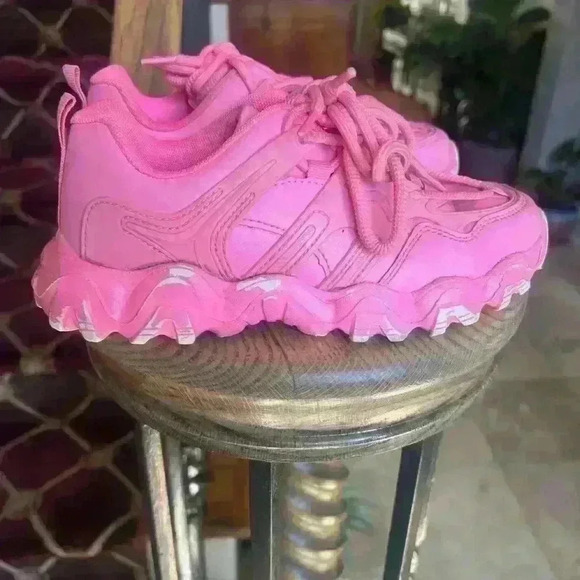 Nova Kids girl pink tennis size 4 very good condition. Pink lace up - Picture 6 of 11